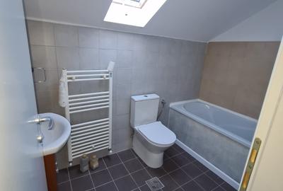 Casă individuală cu 21 camere cu Canalizare în Central - 37