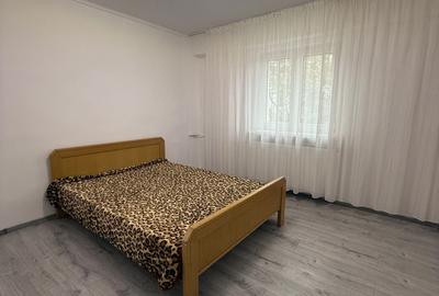 Apartament 3 camere, 2 băi • Parter • Zona Comisa – Central • Complet renovat, m - 7