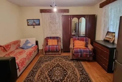 Vand casa in ora?ul Gaesti - 1