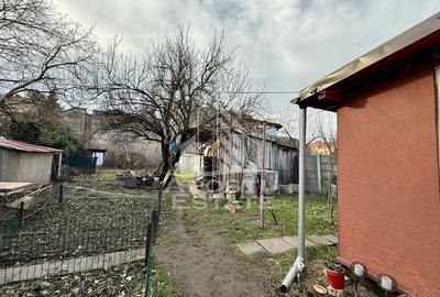 Casa la curte comuna, 180mp teren,  zona Balcescu - Universitatii - 14