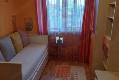 Apartament cu 3 camere semidecomandat în Giurgiului - 6