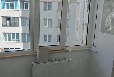 Apartament 2 camere nemobilat, recent renovat, etajul 4, zona bd dacia piatra neamt - 1