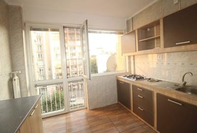 Apartament cu 3 camere semidecomandat în Magheru - 7