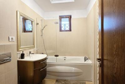 Apartament cu 3 camere decomandat în Central - 8