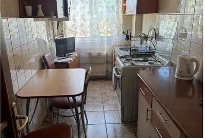 Apartament cu 2 camere semidecomandat în CFR - 7