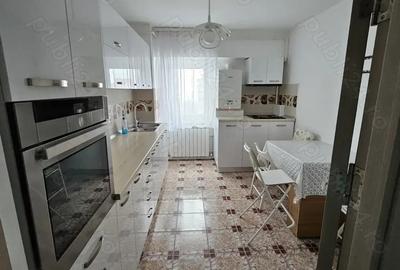 Inchiriez apartament 3 camere - 5