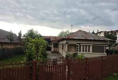 Casă cu 4 camere în Popești - 1