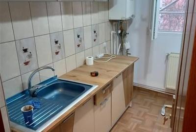 3 camere - centrala termica - 1 Decembrie - Titan - 11