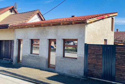 Casă cu 4 camere cu Teren 200 Mp în Central - 5