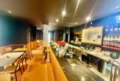 Casă individuală cu 4 camere cu Canalizare în Central - 2