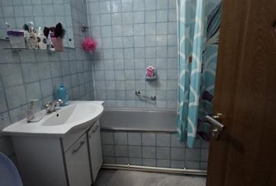 Alexandru - Minerva - 3 camere decomandat - mobilat - 1980 - 8