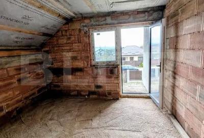 Casa moderna si spatioasa P+M in Vorovesti finisaje la alegerea ta! - 5