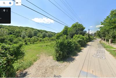 Teren Construcții intravilan de 2100 mp, în Central