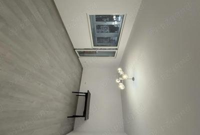 Apartament cu 4 camere decomandat în Central - 2