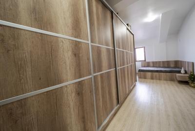 Apartament cu 3 camere decomandat, mobilat în Prelungirea Ghencea