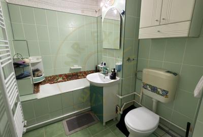 Apartament cu 3 camere semidecomandat, mobilat în Carei - 7