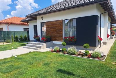 Casă la cheie | Complet mobilată & utilată | Panouri solare | Satu Nou deJos - 1