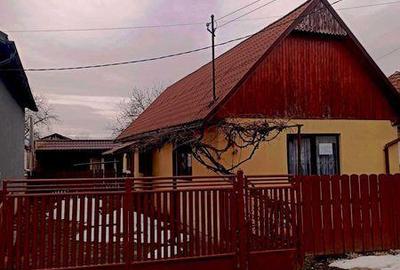 Casă cu 4 camere cu Teren 80 Mp în Bocicoiu Mare - 1