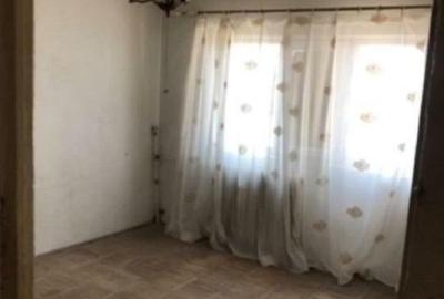 Apartament cu 2 camere decomandat în Km 5 - 3