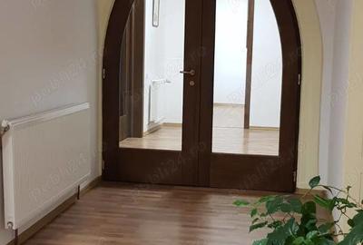 Apartament Birou de vanzare in zona ultracentrala-145 mp - 4