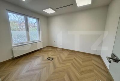 Spațiu comercial, de 20 mp, în Central