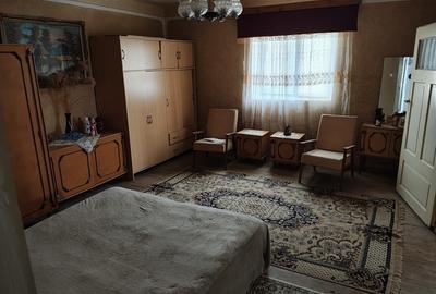 Casă individuală cu 5 camere cu Teren 1877 Mp în Săpunari - 1