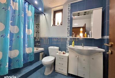 Casă cu 4 camere cu Teren 670 Mp în Groși - 14