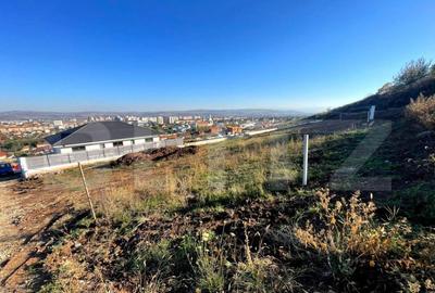 Teren Intravilan, 600 mp,cu utilitati si proiect,zona Piata - 2