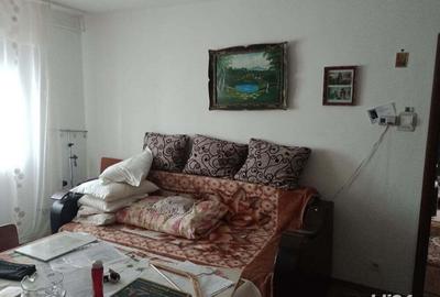 Vanzare apartament 2 camere Zarnesti - 4