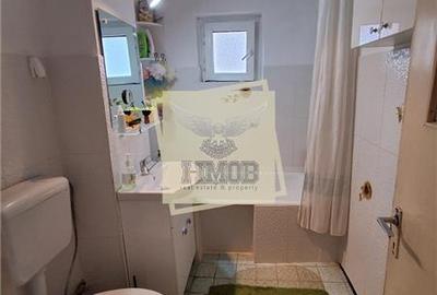 Apartament cu 3 camere decomandat în Turnișor - 7