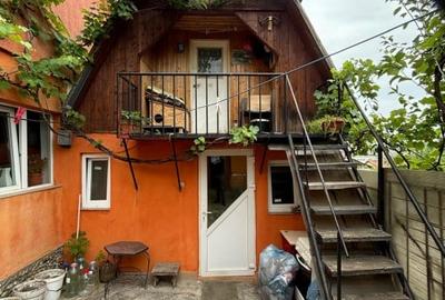 Casa cu 3 camere plus 2 anexe, 120 MP + Teren 200 MP, Gruia - 10