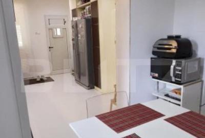 Proprietate Exclusivista: 2 Case, Piscina ?i Teren de Ten - 20