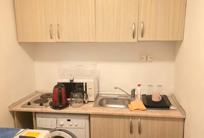 Apartament cu 4 camere decomandat în Universitate - 1