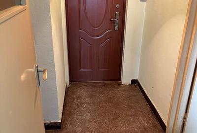 Apartament cu 2 camere decomandat în Micro 14 - 1