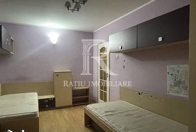 Apartament cu 3 camere în Decebal - 12