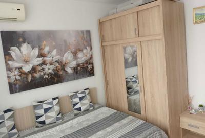 Apartament cu 3 camere decomandat în Titan - 4