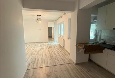 Apartament cu 2 camere decomandat în Central - 11