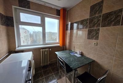 Apartament cu 2 camere, mobilat în Pajura - 4