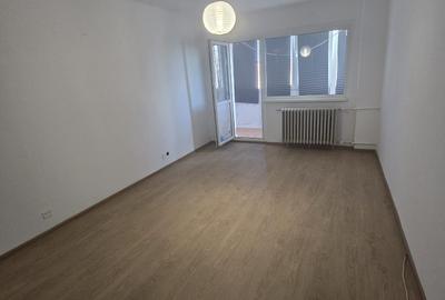 3 camere,  metrou Drumul Taberei, Valea Ialomitei, al Lunca Siretului, nr 10 - 1