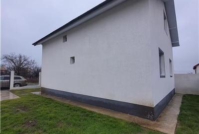 Casă individuală cu 5 camere cu Canalizare în Lumina - 16