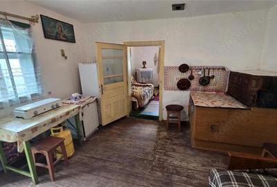 Casă cu Teren 5689 Mp în Liteni (Moara)