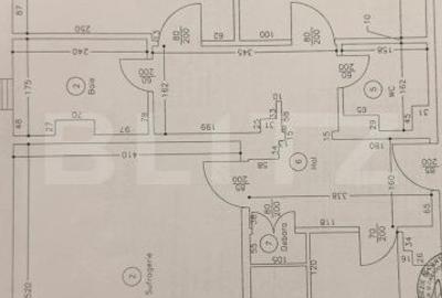Apartament cu 3 camere în 1 Mai - 1