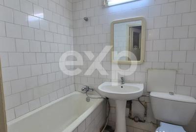 Apartament cu 4 camere decomandat, mobilat în Negru Vodă - 3