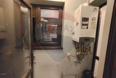 Apartament cu 2 camere decomandat în 1 Mai - 9