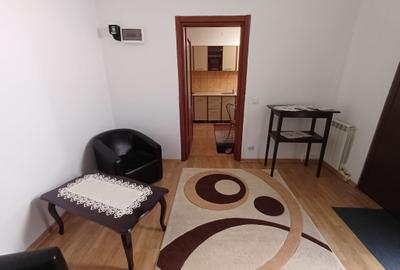 Apartament cu 2 camere semidecomandat în P-ța Unirii - 8