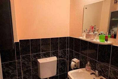 Apartament cu 3 camere decomandat în Cetate