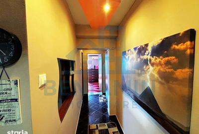 Apartament cu 4 camere în Triaj - 2