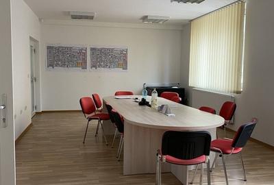 Casă cu 5 camere cu Canalizare în Take Ionescu - 10