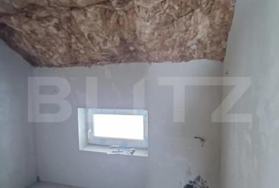 Casă cu 4 camere cu Teren 692 Mp în Central - 9