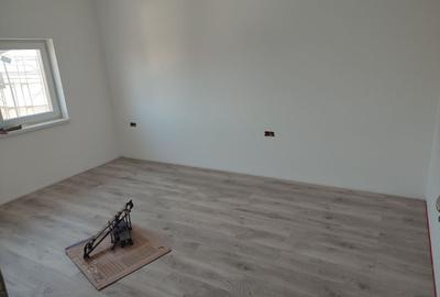 Sacalaz, 1/2 Duplex P+M 4 Camere,2 Bai,Terasa Acoperita - 8